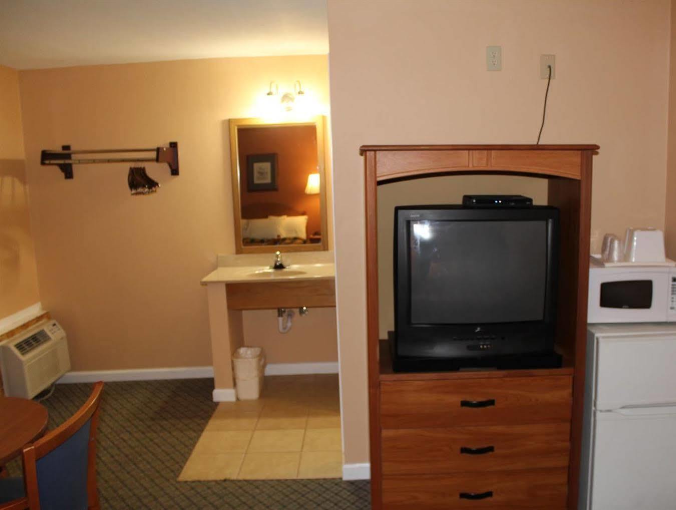 Budget Inn Lynchburg And Bedford Goode Eksteriør billede